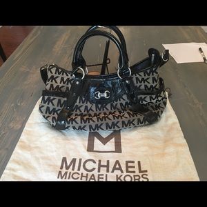 Michael Kors  sig tote satchel with long strap